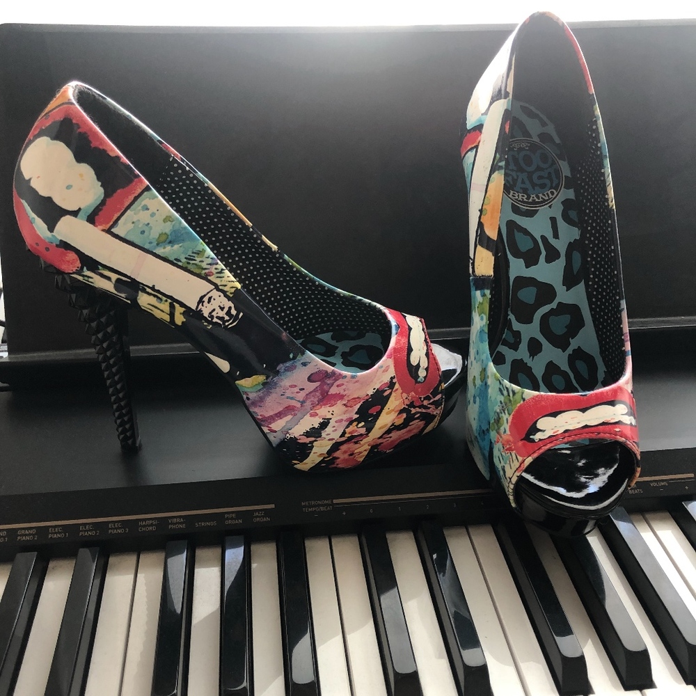 TOO FAST SPIKE HEELS